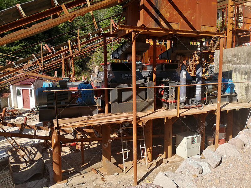 2025 年制砂設備新趨勢：全自動液壓對輥制砂機為何成行業(yè)優(yōu)選？